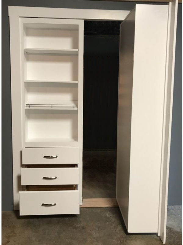 Hidden bedroom organizer door