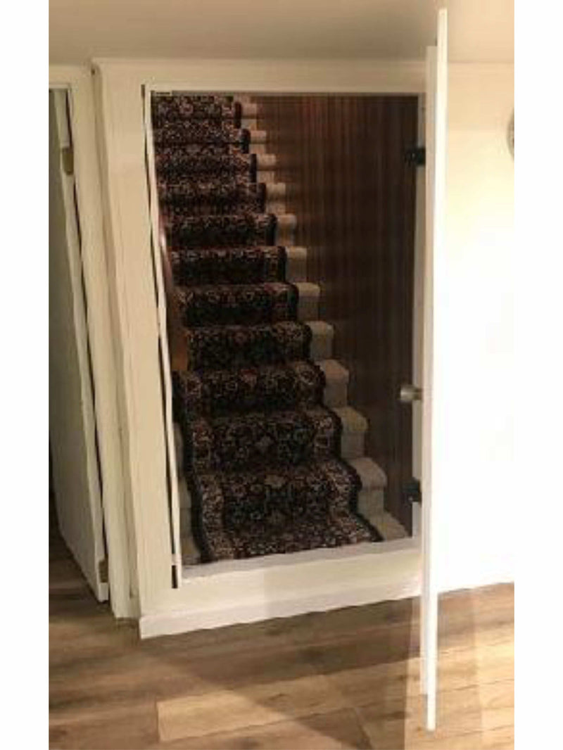 Hidden alpha mirror door closed
